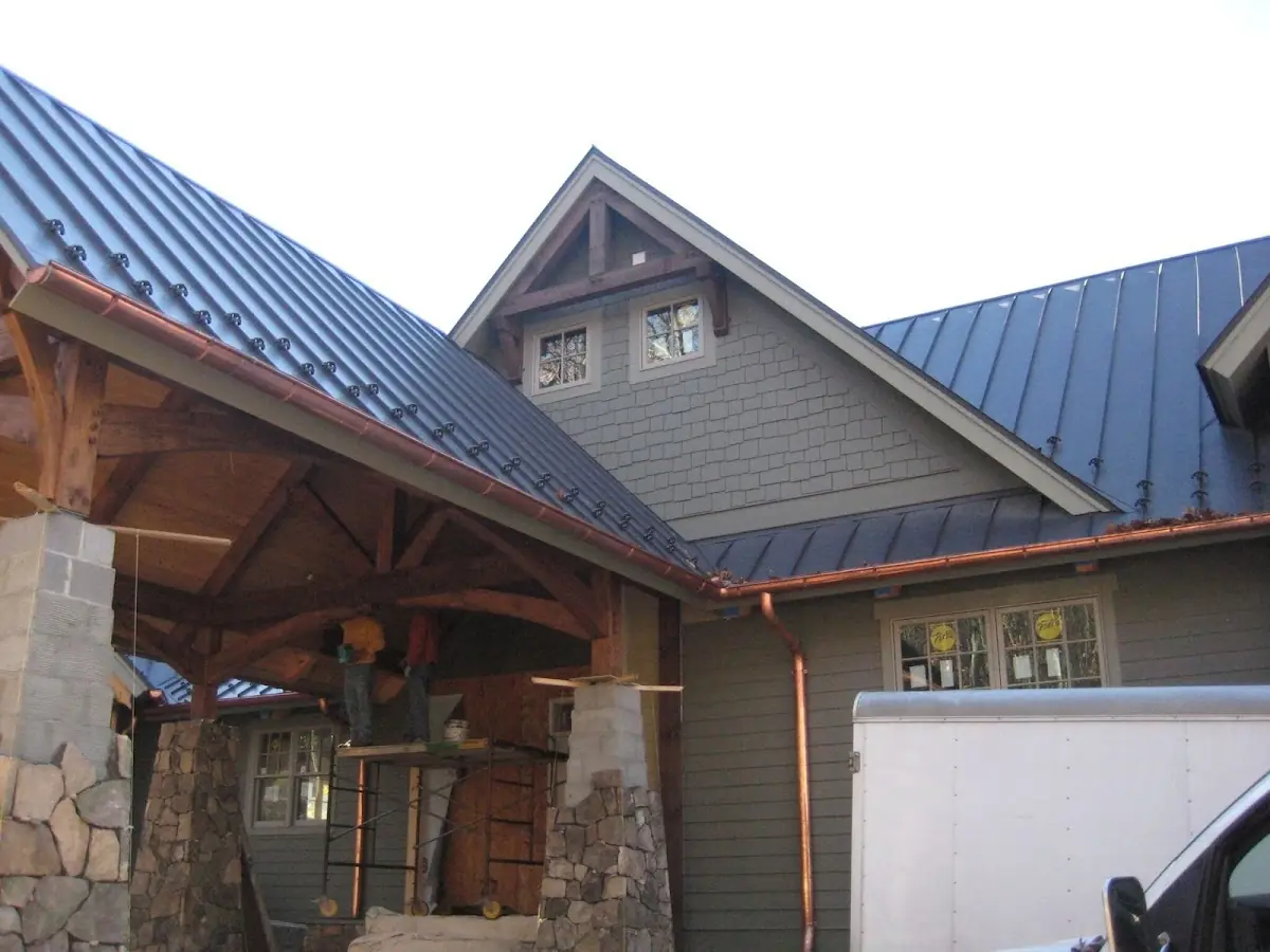 Craftsman Roofing team delivering quality roofing work in Delaware